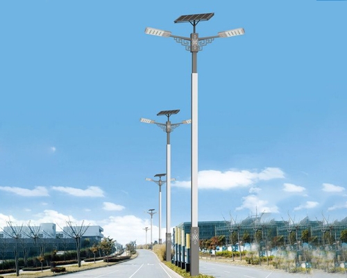 1742827475242030.jpg 墨脱太阳能路灯.jpg