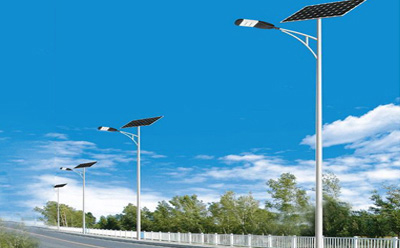 农村道路装墨脱太阳能路灯选多大瓦数实测